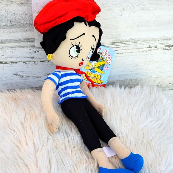 NWT BETTY BOOP FRENCH WORLD TRAVELLER COLLECTION - Picture 9 of 10